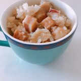 乗せて簡単！さつまいもとベーコンの炊き込みご飯♡